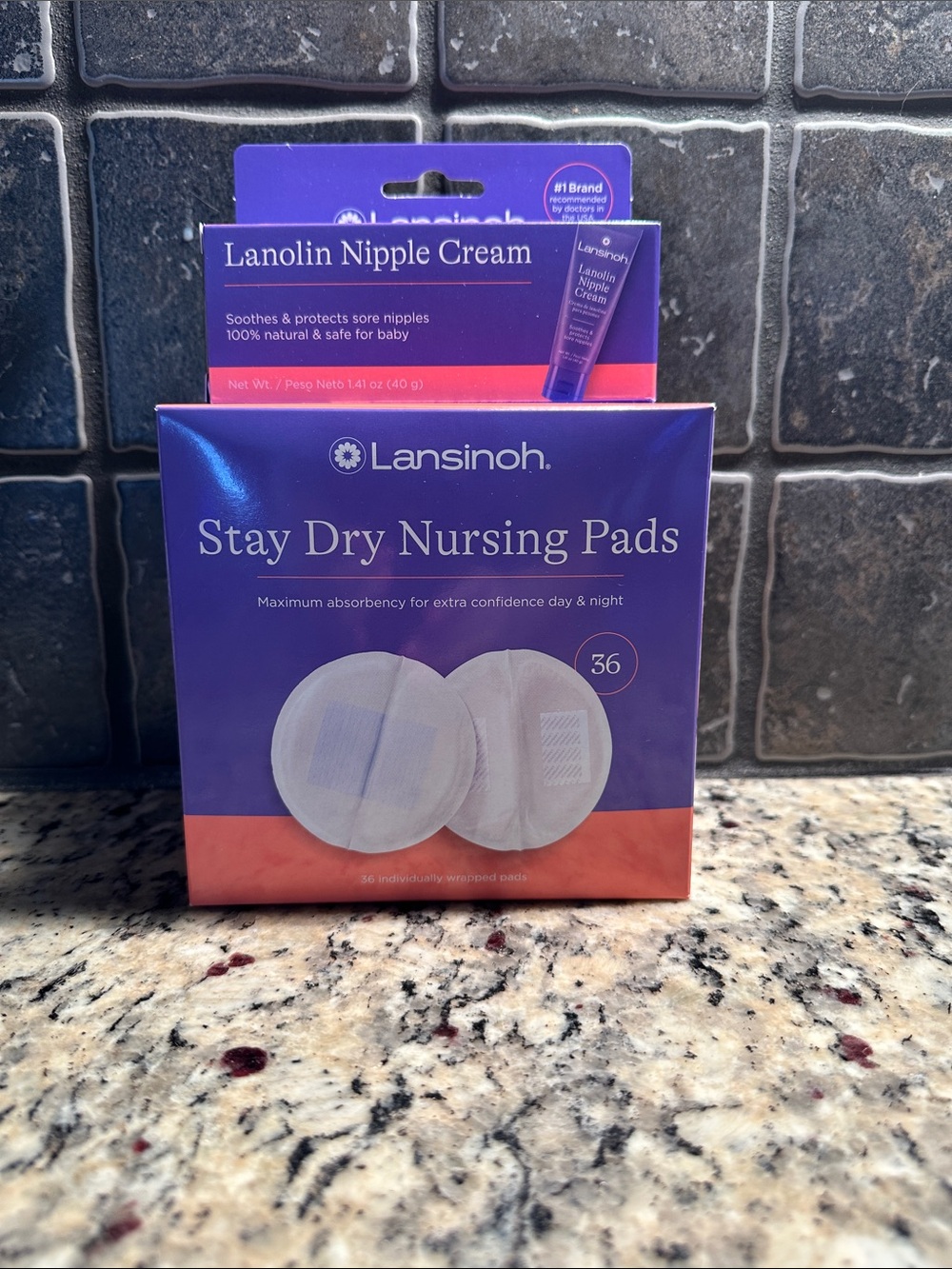 Lansinoh nursing pads & nipple cream